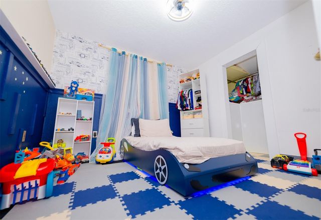 2932 LARSON STREET, Kissimmee, FL 34741