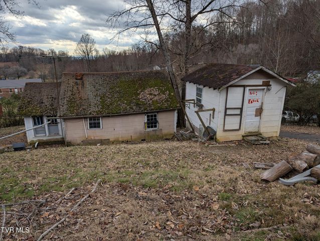 918 West Independence Drive, Kingsport, TN 37660