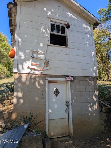 918 West Independence Drive, Kingsport, TN 37660