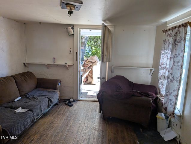 918 West Independence Drive, Kingsport, TN 37660