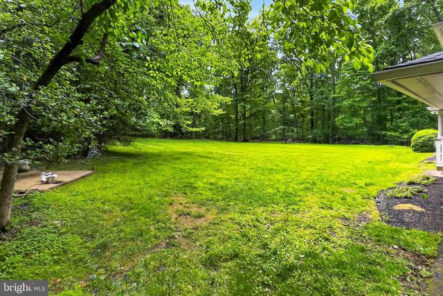 9507 ARNON CHAPEL RD, Great Falls, VA 22066