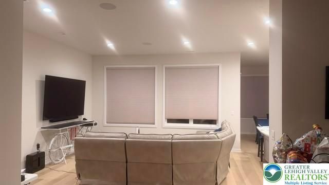 7018 Oak, East Allen Twp, PA 18014