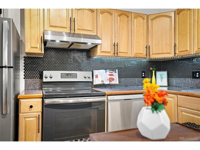 1769 N Washington St, Denver, CO 80203