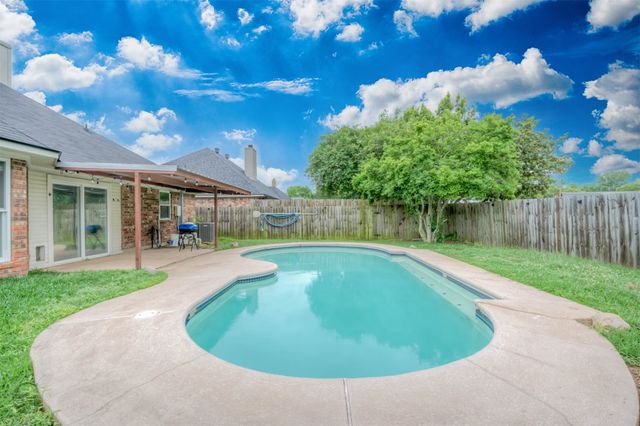 2209 Woodbridge Street, Bossier City, LA 71111