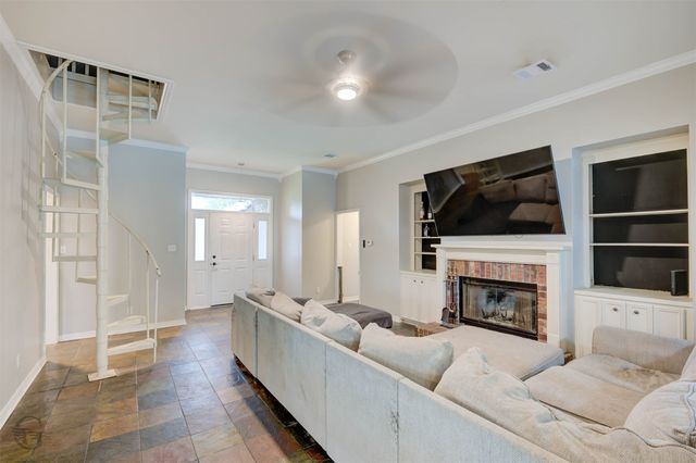 2209 Woodbridge Street, Bossier City, LA 71111