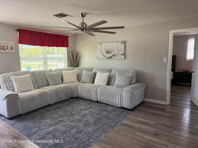 9519 Century Drive, Spring Hill, FL 34608