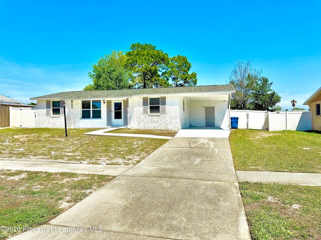 9519 Century Drive, Spring Hill, FL 34608