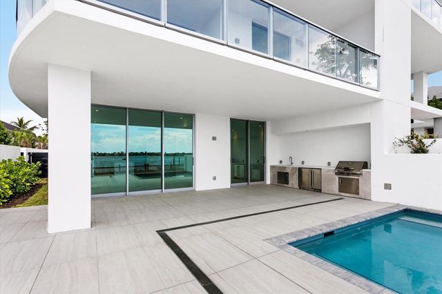 4714 N Flagler Drive 102, West Palm Beach, FL 33407