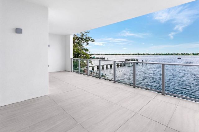 4714 N Flagler Drive 102, West Palm Beach, FL 33407