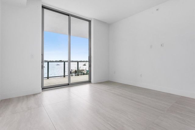 4714 N Flagler Drive 102, West Palm Beach, FL 33407