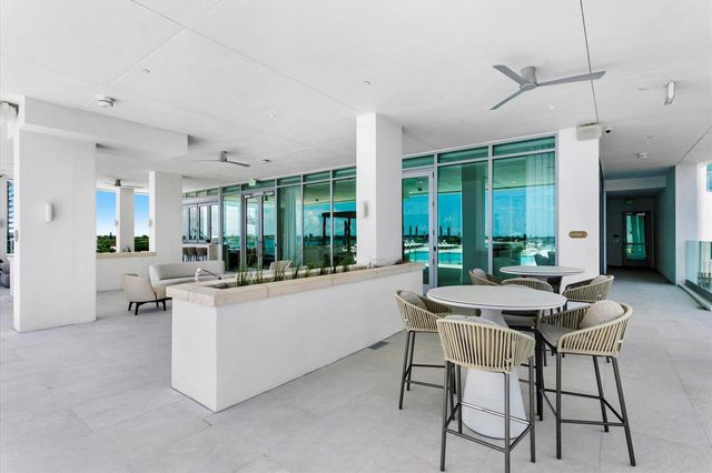 4714 N Flagler Drive 102, West Palm Beach, FL 33407