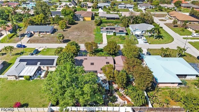 1432 SE 30th ST, Cape Coral, FL 33904