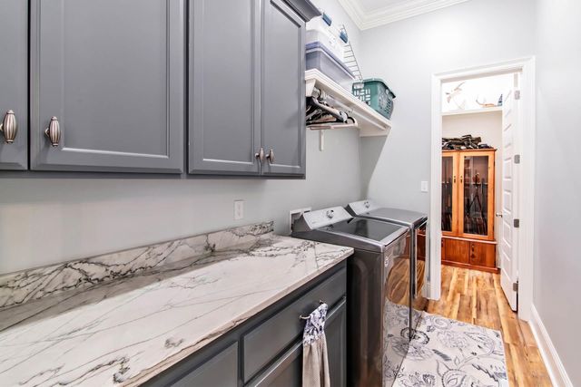 3399 Bayou Black Dr, Houma, LA 70360