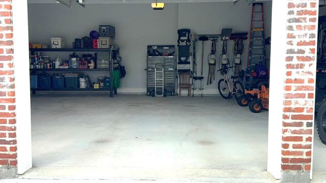 3399 Bayou Black Dr, Houma, LA 70360