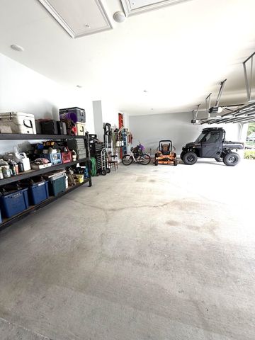 3399 Bayou Black Dr, Houma, LA 70360