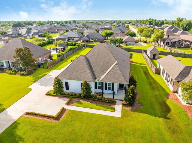 3399 Bayou Black Dr, Houma, LA 70360