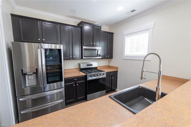 1400 Goodman ST, Chesapeake, VA 23321