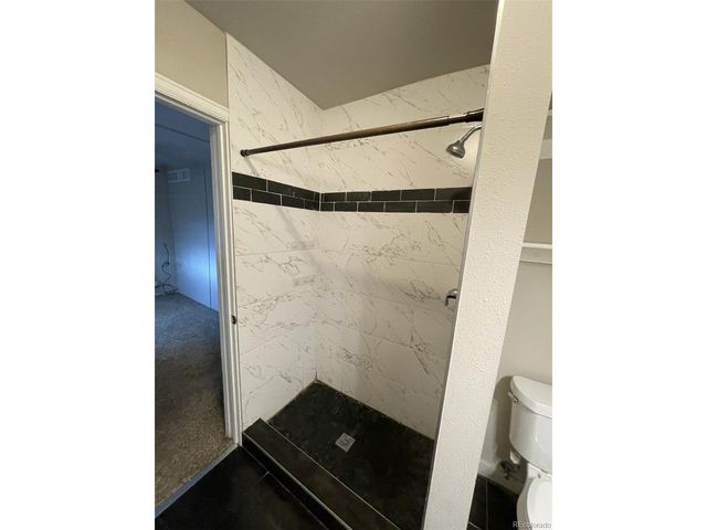 372 S Stuart St, Denver, CO 80219