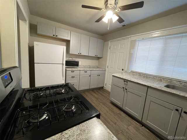 372 S Stuart St, Denver, CO 80219