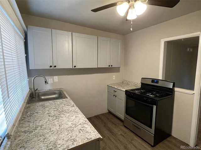 372 S Stuart St, Denver, CO 80219