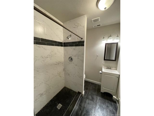 372 S Stuart St, Denver, CO 80219