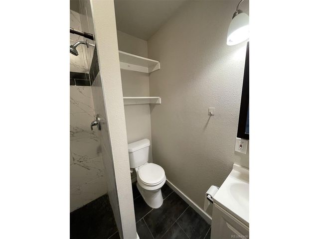372 S Stuart St, Denver, CO 80219