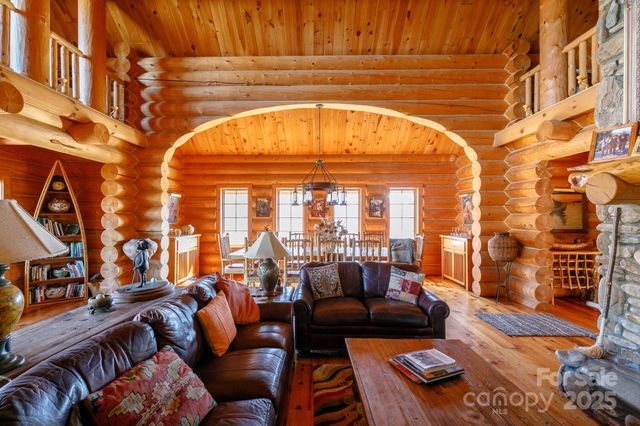 851 Austin Mountain Drive, Burnsville, NC 28714