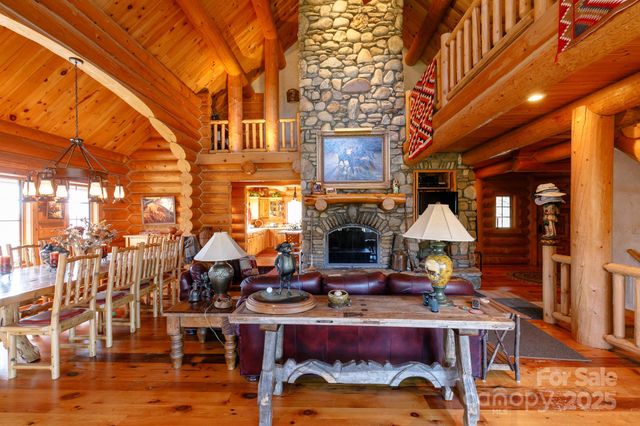 851 Austin Mountain Drive, Burnsville, NC 28714