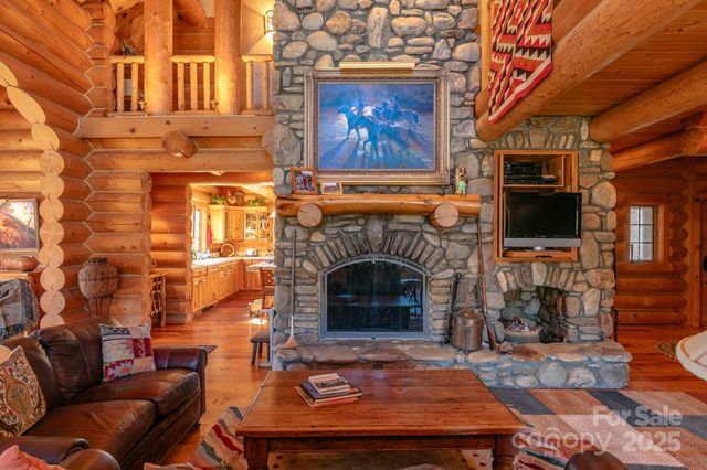 851 Austin Mountain Drive, Burnsville, NC 28714