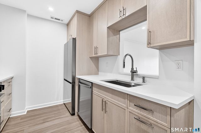 1500 Bedford Street 202, Stamford, CT 06905