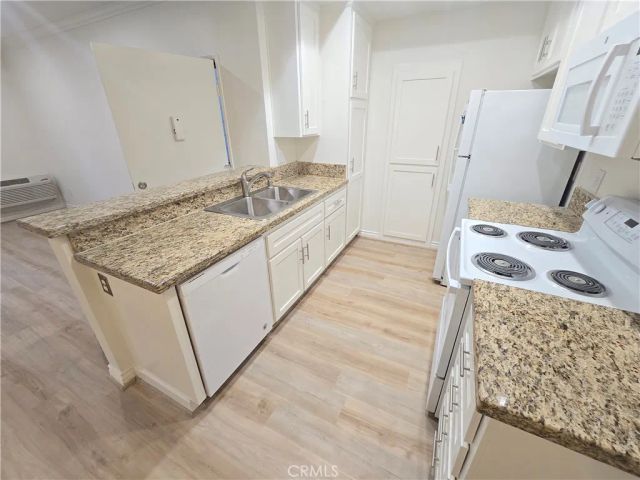 20702 El Toro, Lake Forest, CA 92630