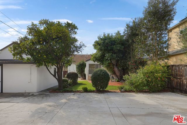 2340 Camden Avenue, Los Angeles, CA 90064