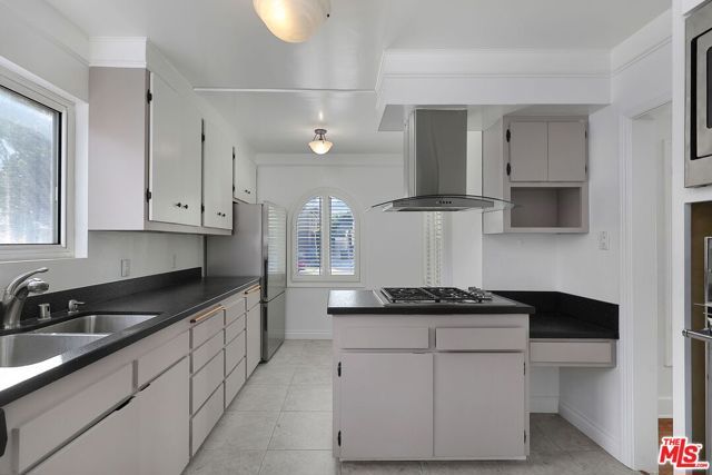 2340 Camden Avenue, Los Angeles, CA 90064