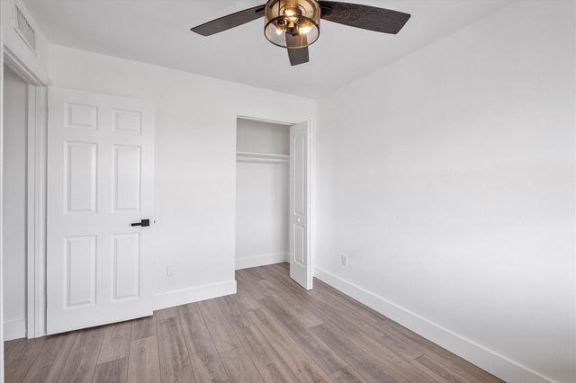 1302 NE 191st Street 323a, Miami, FL 33179