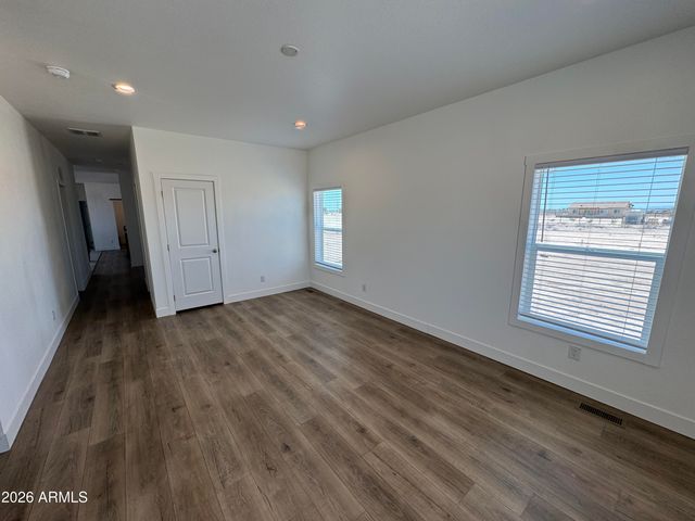 36445 W Clarendon Avenue, Tonopah, AZ 85354