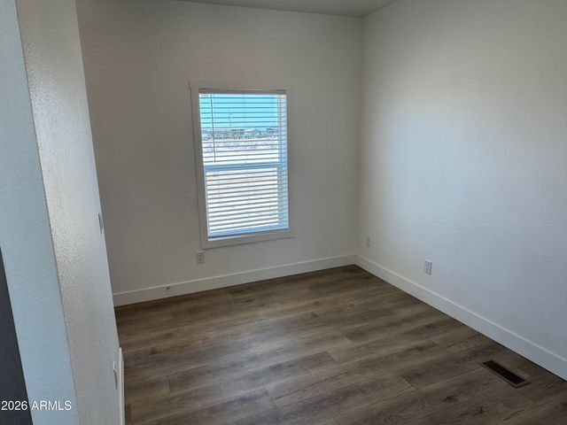 36445 W Clarendon Avenue, Tonopah, AZ 85354