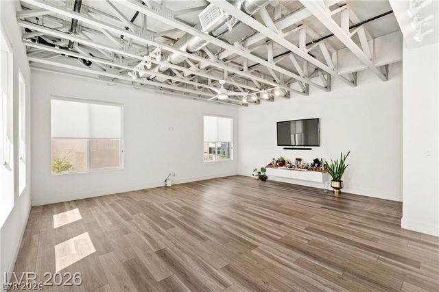2860 Blue Key Court 2, Las Vegas, NV 89123
