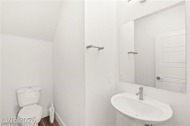 2860 Blue Key Court 2, Las Vegas, NV 89123