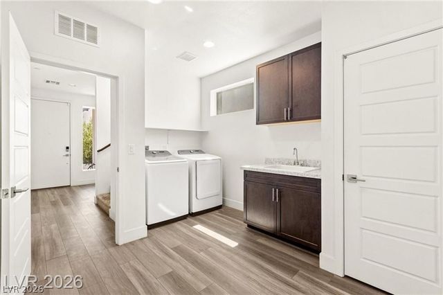 2860 Blue Key Court 2, Las Vegas, NV 89123