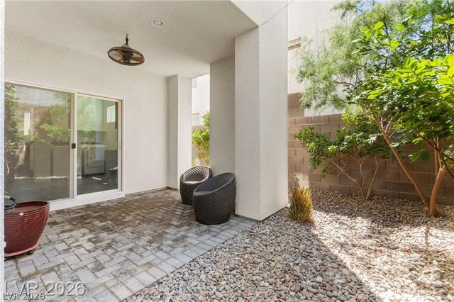 2860 Blue Key Court 2, Las Vegas, NV 89123
