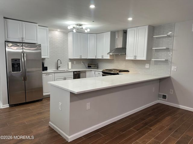 10 Grace Court, Long Branch, NJ 07740