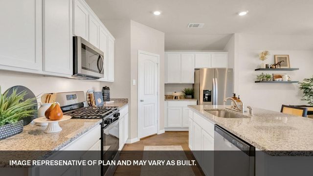 496 Globe Mallow CIR, Kyle, TX 78640