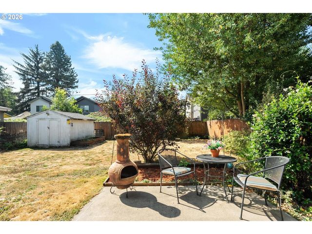 6860 N SWIFT St, Portland, OR 97203
