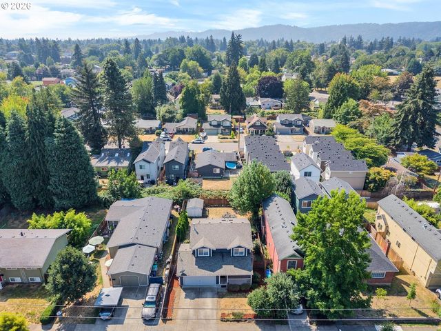 6860 N SWIFT St, Portland, OR 97203