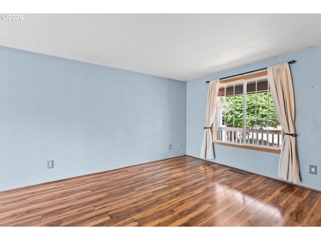 6860 N SWIFT St, Portland, OR 97203