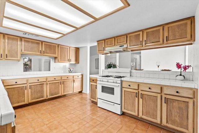 69040 San Helena Avenue, Cathedral City, CA 92234