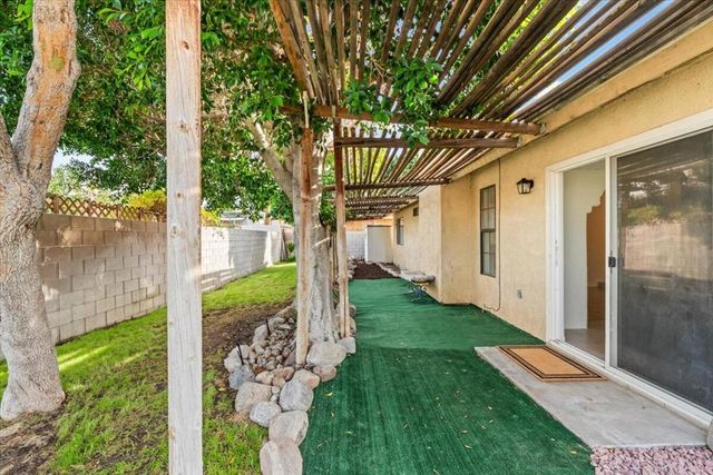 69040 San Helena Avenue, Cathedral City, CA 92234