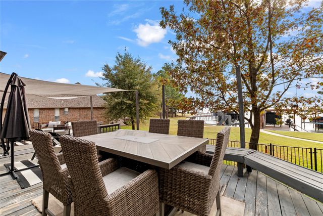 339 Autumn Wood Trail, Gun Barrel City, TX 75156