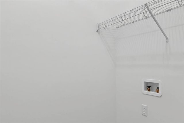 1072 Cottage Way, Darien, GA 31305