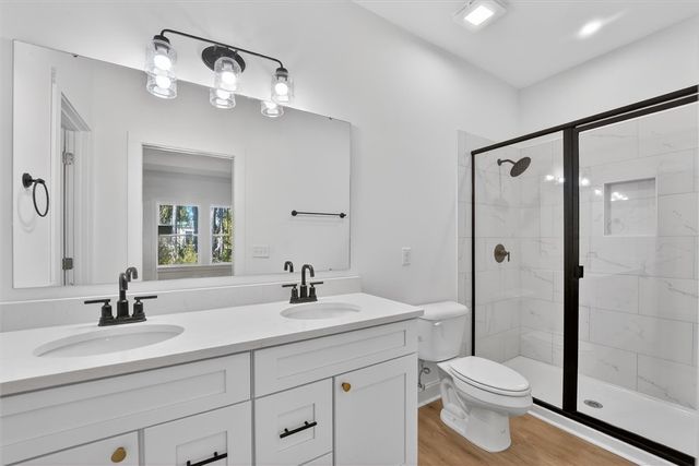 1072 Cottage Way, Darien, GA 31305